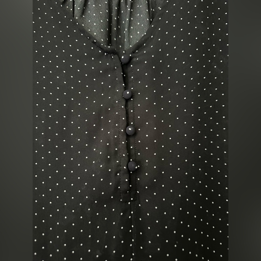 Lovely Philosophy Black and White Polka Dot Short Sleeve V Neck Too Size 2X VGUC - Picture 5 of 5